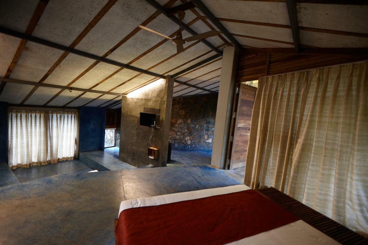 Villa Lake View Forest Retreat, Kamshet à Nethersole Dam Extérieur photo